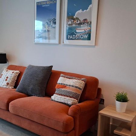 Saltwater Suites At Fistral New Quay エクステリア 写真