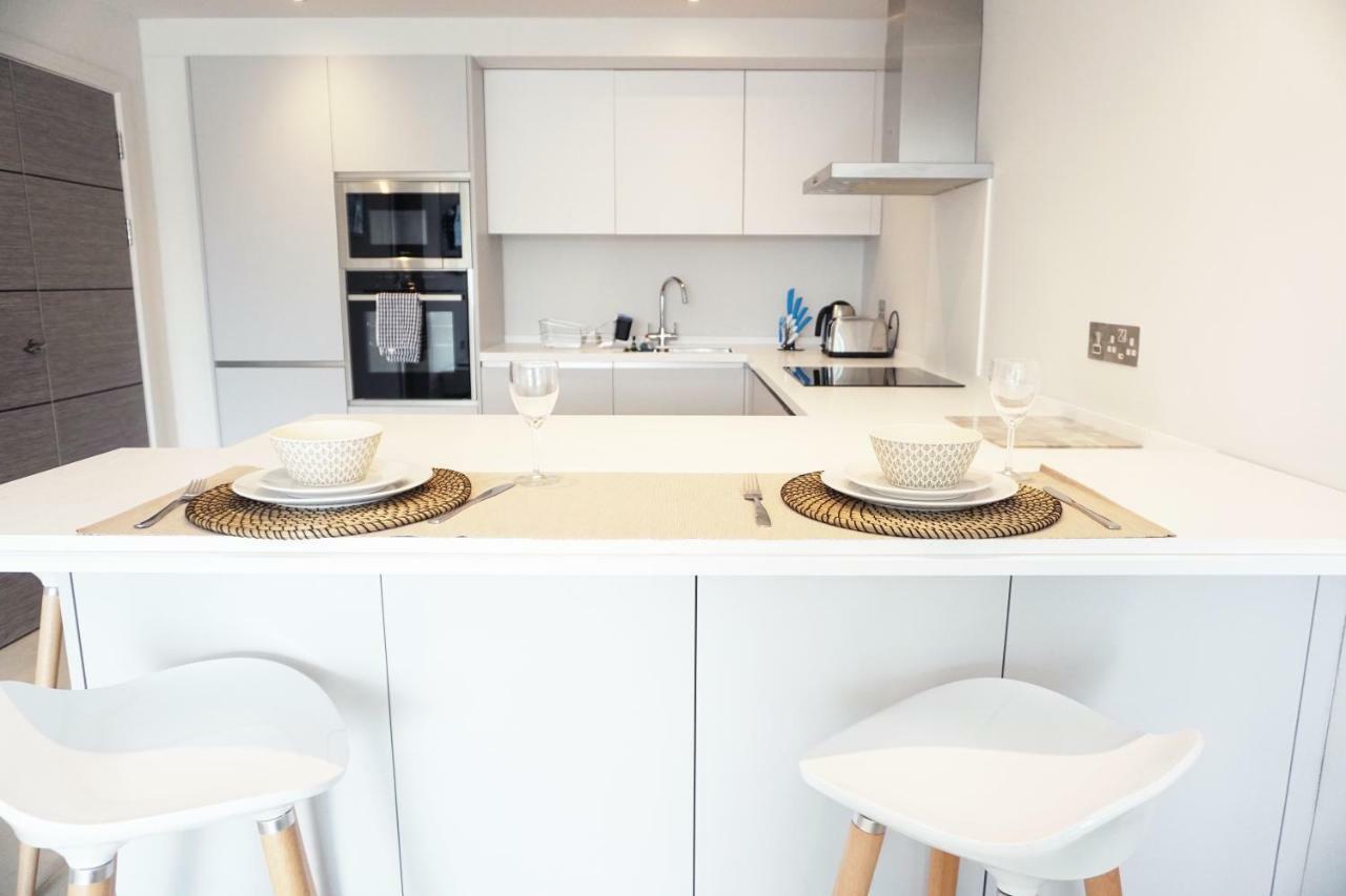 Saltwater Suites At Fistral New Quay エクステリア 写真