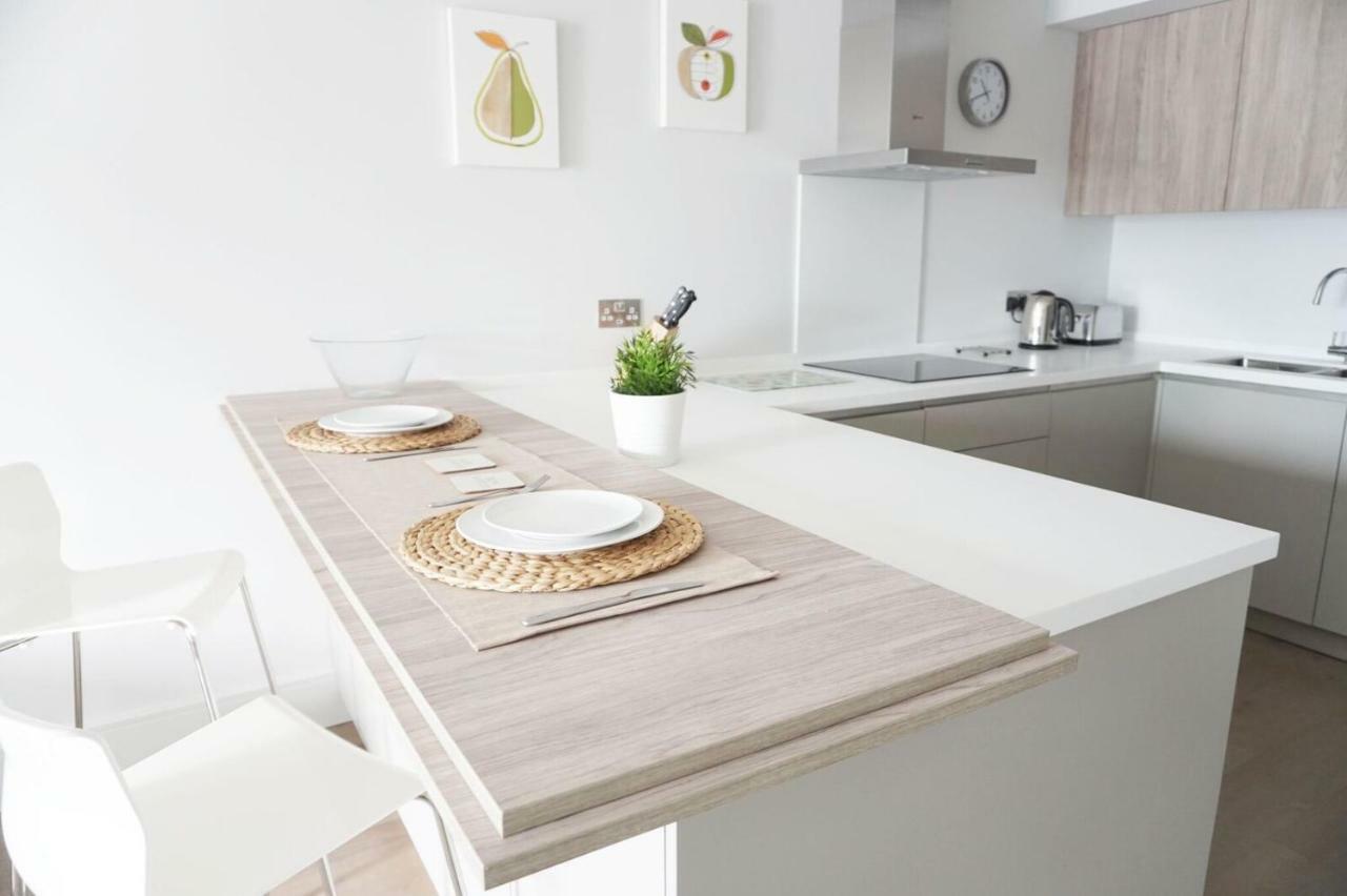 Saltwater Suites At Fistral New Quay エクステリア 写真